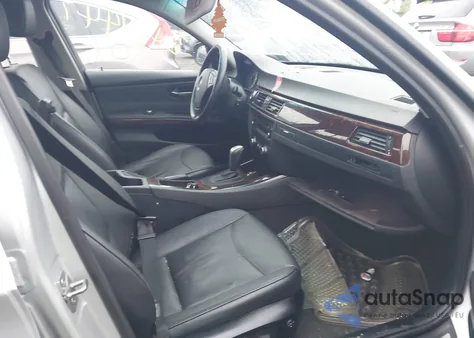 2011 BMW 328I z USA, uszkodzony, nr VIN WBAPH5G59BNM74831